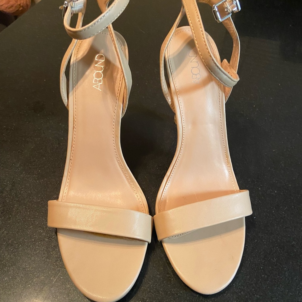 Womens Strap heels